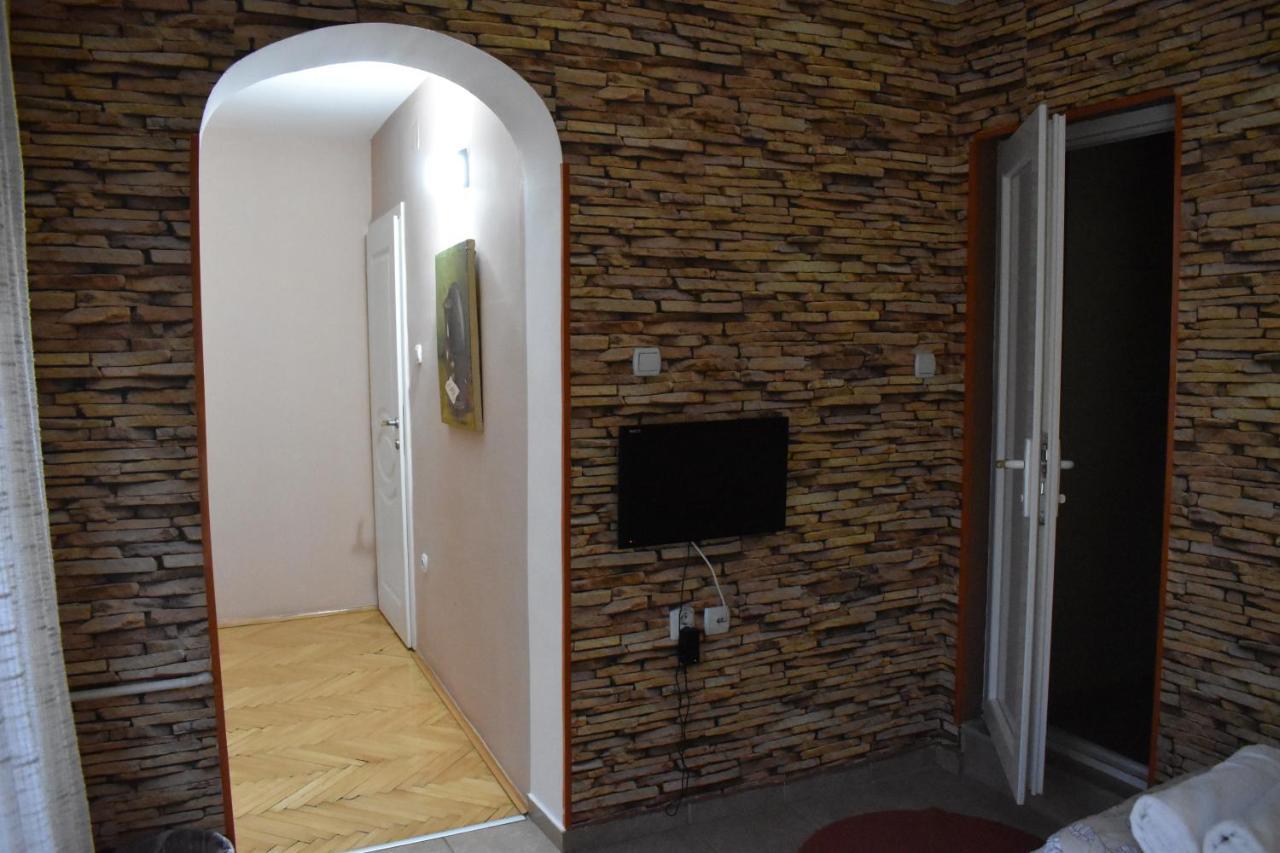 סקופיה Guest House Kozle מראה חיצוני תמונה