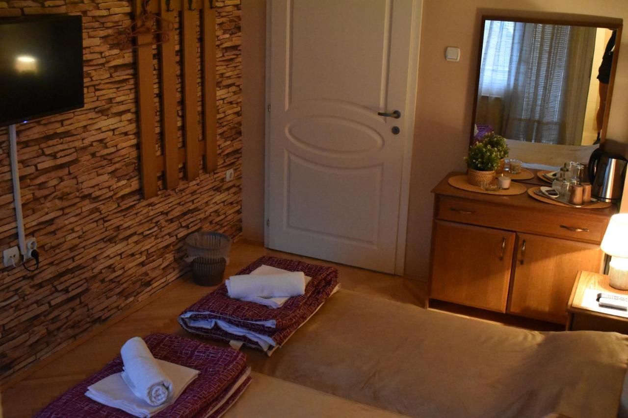 סקופיה Guest House Kozle מראה חיצוני תמונה